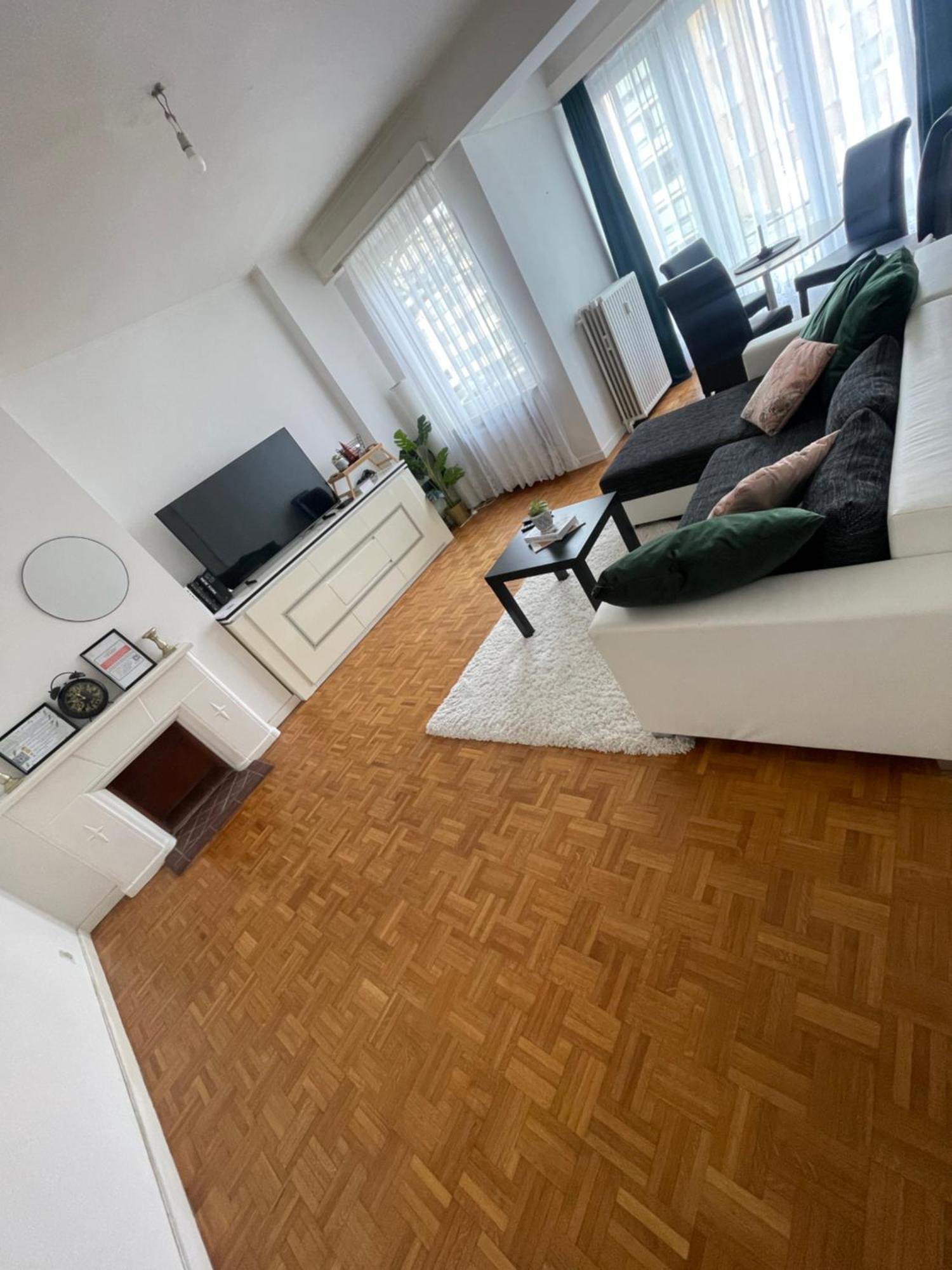 E.u. Woluwe Sweetheart Apartment *